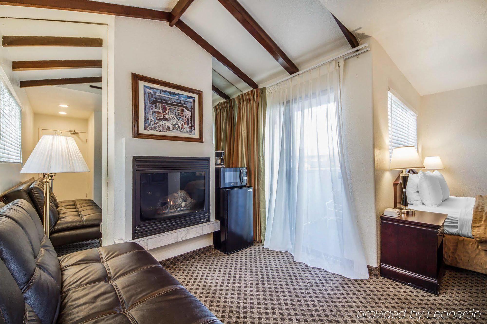 Stargazer Inn And Suites Monterey Eksteriør billede